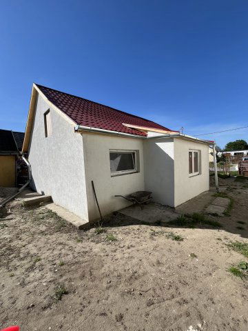 Eladó családi ház, Sényőn 10.99 M Ft, 1+1 szobás