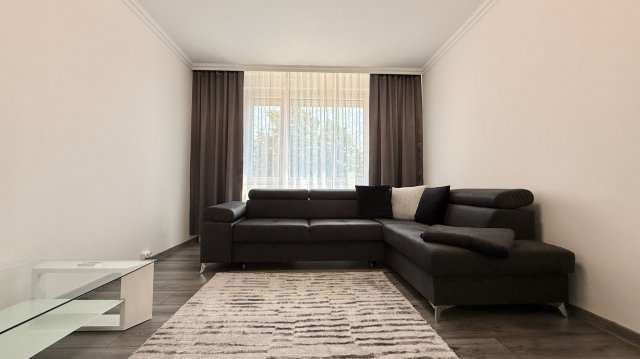 Kiadó panellakás, albérlet, Debrecenben 400 E Ft / hó, 3 szobás
