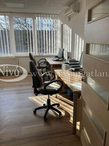 Kiadó iroda, Veszprémben 48 E Ft / hó, 1 szobás