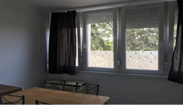 Kiadó téglalakás, albérlet, Debrecenben 175 E Ft / hó, 2 szobás