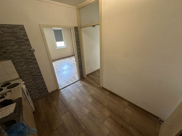 Eladó panellakás, Várpalotán, Liliom utcában 31.9 M Ft