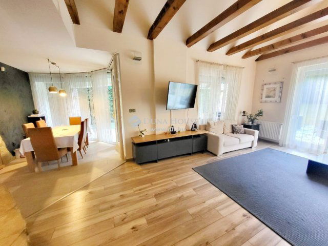 Eladó családi ház, Szentendrén 189.9 M Ft, 4 szobás
