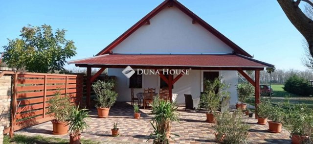 Eladó mezogazdasagi ingatlan, Orosházán 229 M Ft