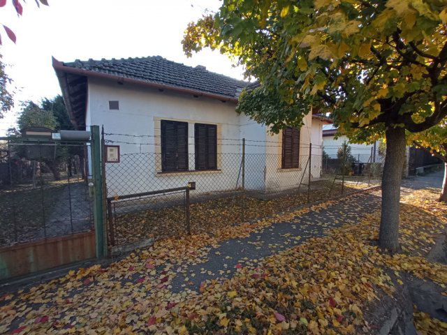 Eladó családi ház, Budapesten, XVII. kerületben 76.9 M Ft