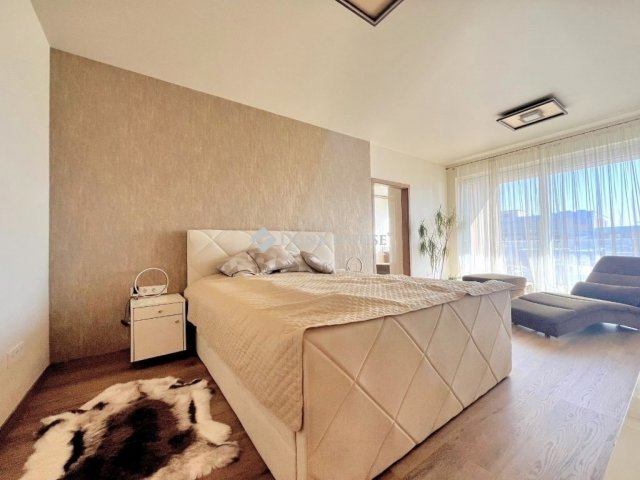 Eladó téglalakás, Budapesten, XVII. kerületben 255 M Ft