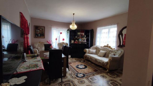 Eladó családi ház, Ácson 34.9 M Ft, 3 szobás