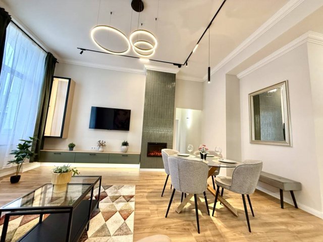 Eladó téglalakás, Budapesten, VII. kerületben, Erzsébet körúton