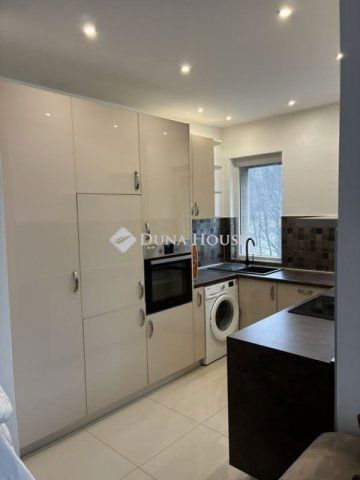 Eladó téglalakás, Budapesten, II. kerületben 119 M Ft, 3 szobás