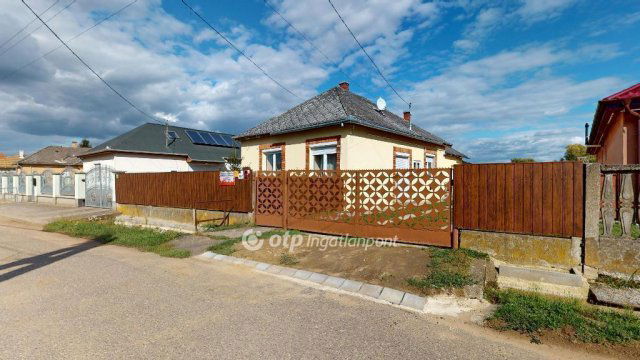 Eladó családi ház, Ibrányban 27 M Ft, 3 szobás