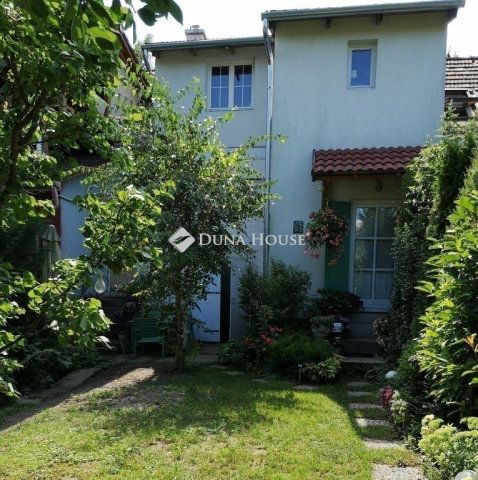 Eladó téglalakás, Budapesten, II. kerületben 83.9 M Ft, 4 szobás