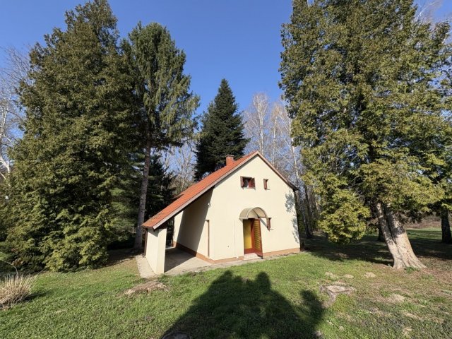 Eladó nyaraló, Bárdudvarnokon 23.8 M Ft, 3 szobás