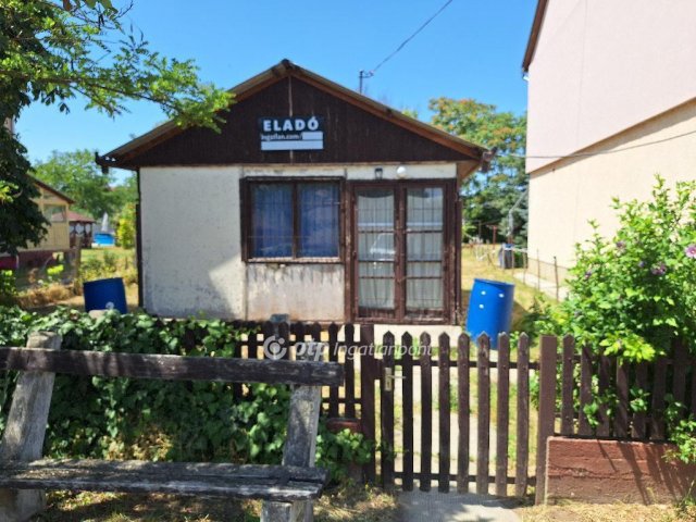 Eladó telek, Abádszalókban 5 M Ft / költözzbe.hu