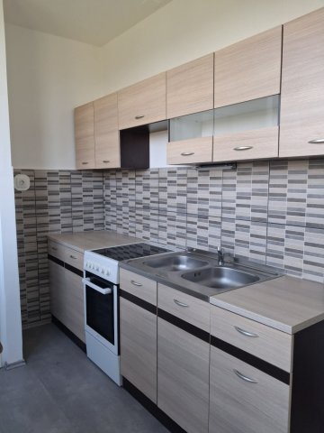 Eladó panellakás, Lovasberényben 37.5 M Ft, 2 szobás