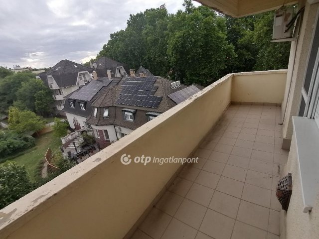 Eladó téglalakás, Debrecenben 69.9 M Ft, 2 szobás