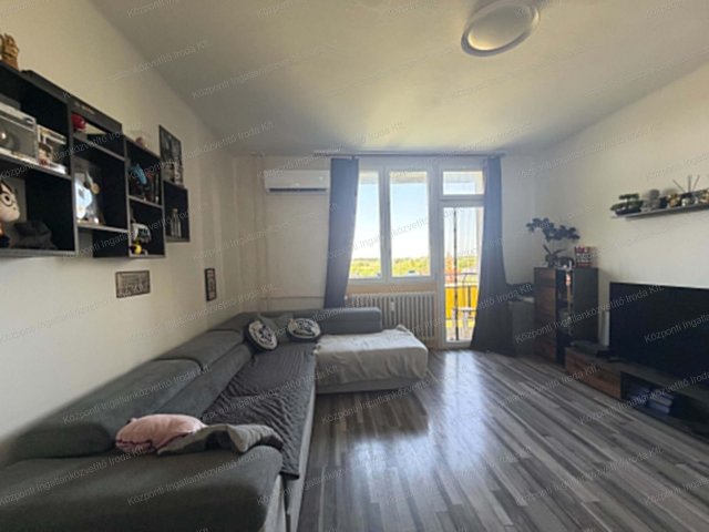 Eladó téglalakás, Tatabányán 39.99 M Ft, 2 szobás