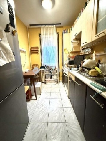 Eladó panellakás, Pécsett 35.9 M Ft, 2 szobás