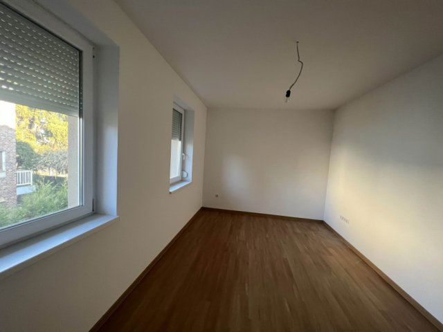 Kiadó ikerház, albérlet, Budapesten, XVII. kerületben, 4 szobás