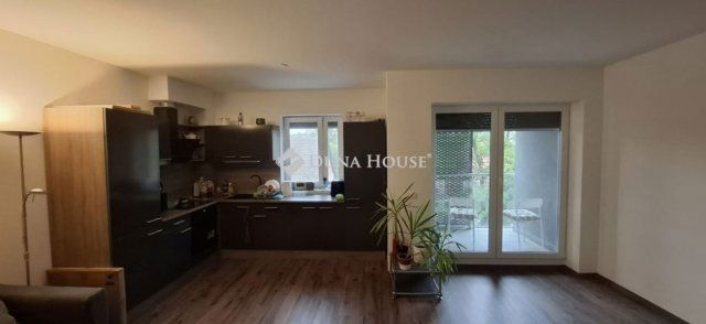 Eladó téglalakás, Budapesten, XIX. kerületben 95 M Ft, 3 szobás