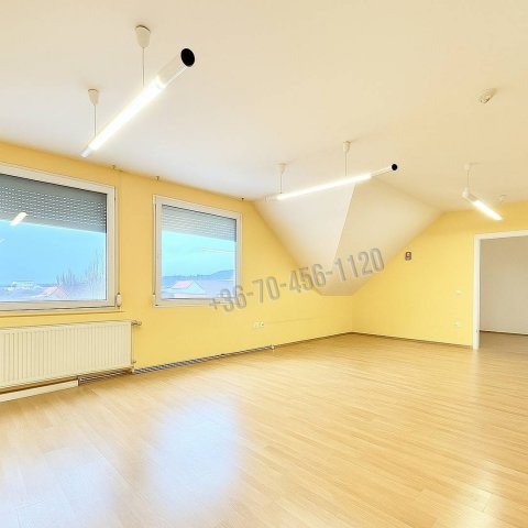 Eladó téglalakás, Budaörsön 135 M Ft, 5 szobás