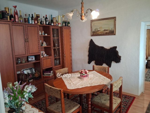 Eladó családi ház, Tényőn 52.9 M Ft, 3 szobás