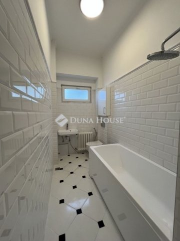 Eladó téglalakás, Budapesten, X. kerületben 99 M Ft, 3 szobás