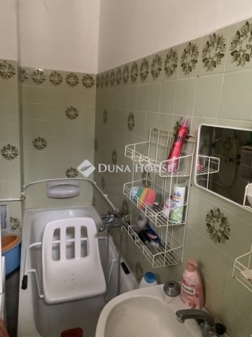 Eladó téglalakás, Tolnán 24.5 M Ft, 2 szobás