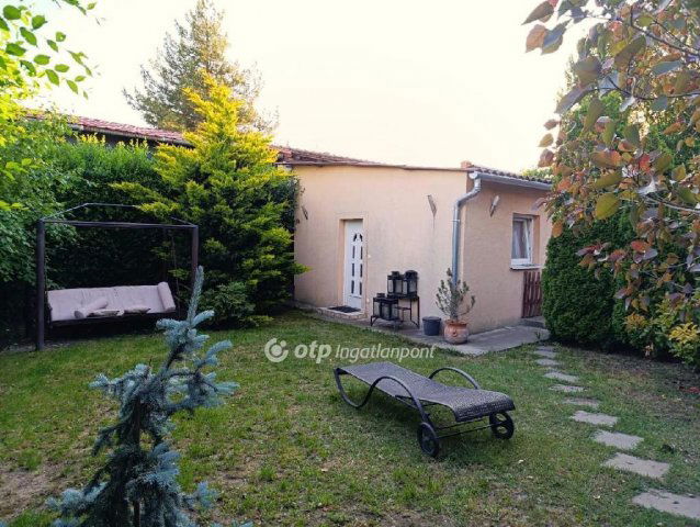 Eladó családi ház, Érden 114.9 M Ft, 3 szobás