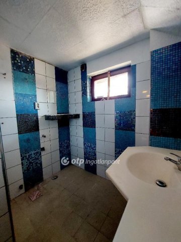 Eladó családi ház, Miskolcon 22 M Ft, 5+3 szobás