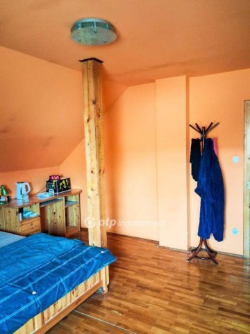 Eladó családi ház, Győrött 149.98 M Ft, 5 szobás