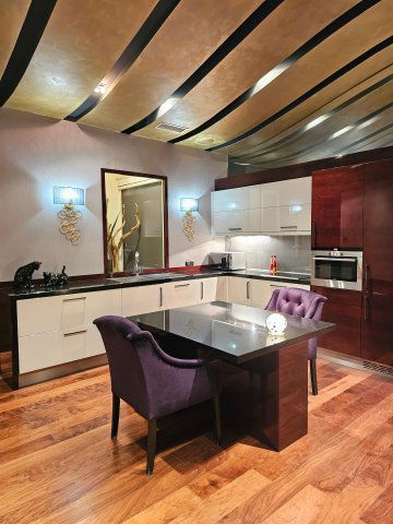 Eladó téglalakás, Budapesten, VII. kerületben, Király utcában