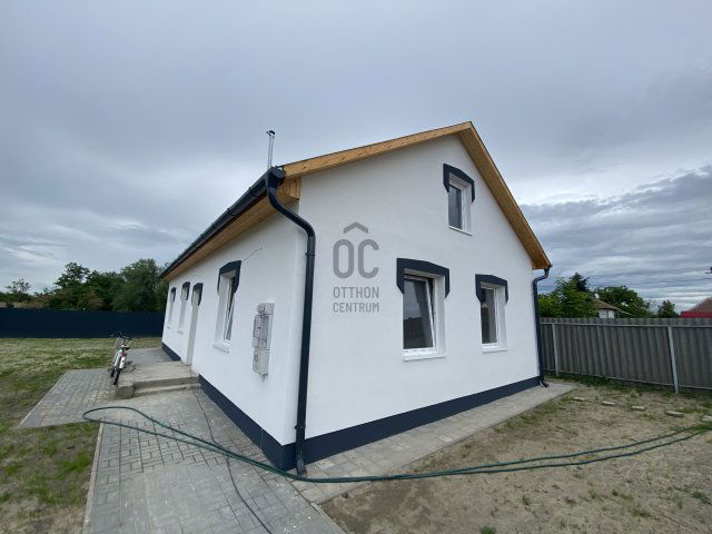 Eladó családi ház, Abonyban 43.9 M Ft, 3 szobás