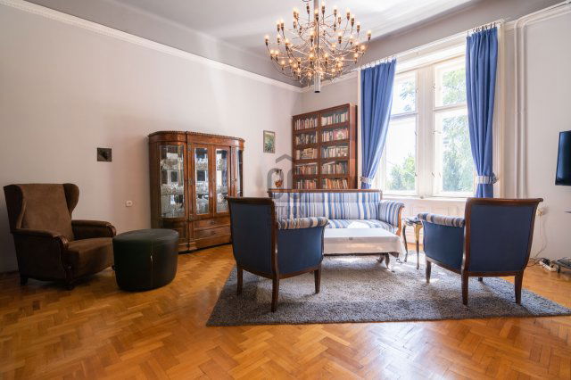 Eladó családi ház, Budapesten, II. kerületben 980 M Ft, 9 szobás