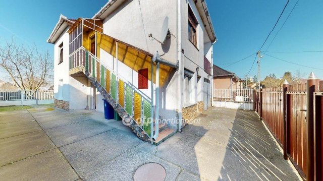 Eladó családi ház, Gégényen 31.9 M Ft, 5 szobás