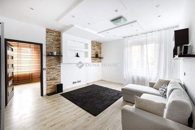 Eladó téglalakás, Budapesten, XIV. kerületben 89 M Ft, 2 szobás