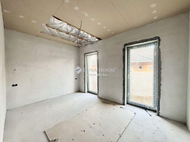 Eladó családi ház, Gyálon 75 M Ft, 4 szobás