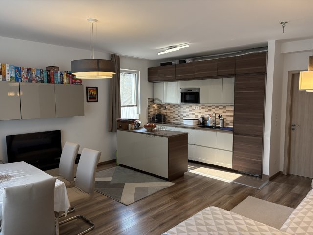 Eladó téglalakás, Budapesten, XIV. kerületben, Egressy úton