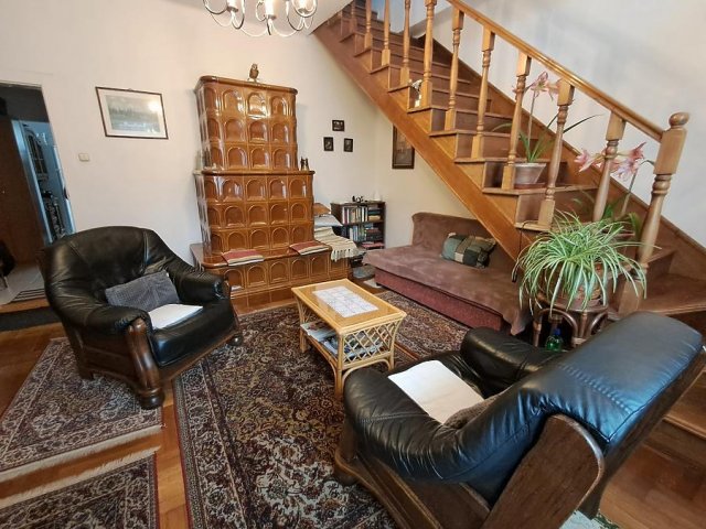 Eladó családi ház, Budapesten, XV. kerületben 143 M Ft, 6 szobás