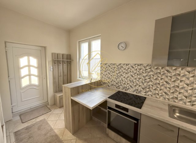 Eladó téglalakás, Pécsett 59.9 M Ft, 1 szobás