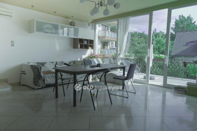 Eladó sorház, Budapesten, II. kerületben 299 M Ft, 2+2 szobás