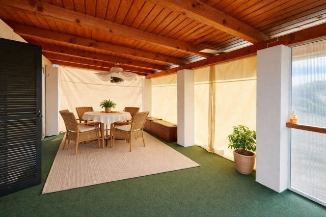 Eladó családi ház, Komáromban 39.9 M Ft, 2 szobás