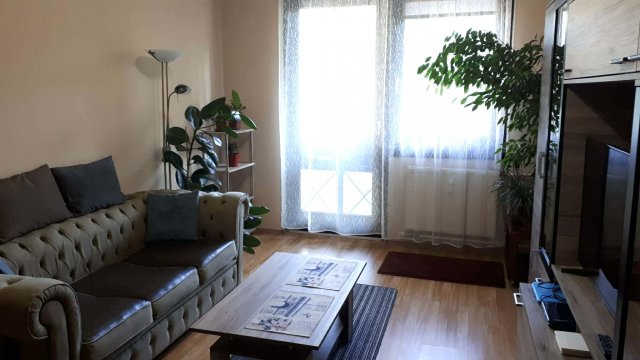 Eladó panellakás, Debrecenben 61.8 M Ft, 2 szobás