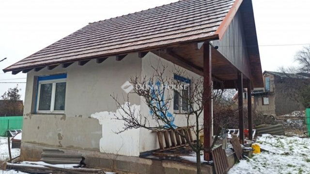Eladó családi ház, Tárnokon 24.9 M Ft, 1 szobás