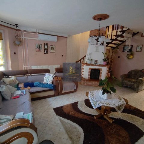 Eladó családi ház, Nyíregyházán 72.9 M Ft, 6 szobás