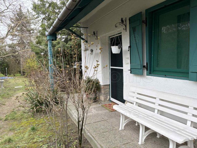 Eladó családi ház, Csajágon 79.9 M Ft, 4+1 szobás