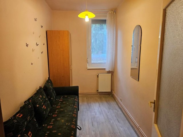 Eladó téglalakás, Kaposváron, Damjanich utcában 37.2 M Ft