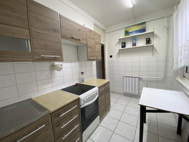 Eladó panellakás, Győrött 55.9 M Ft, 1+1 szobás