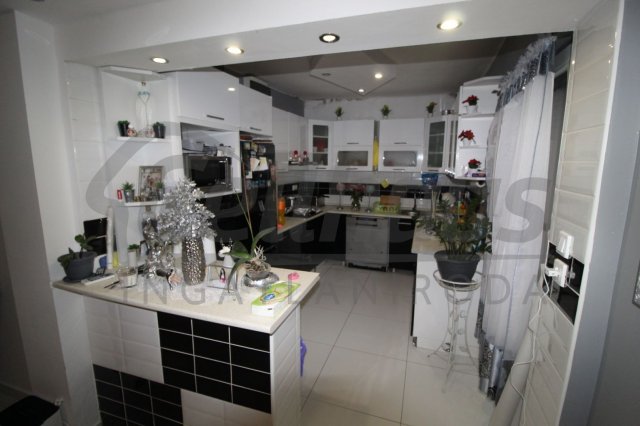 Eladó családi ház, Celldömölkön 34.5 M Ft, 2 szobás