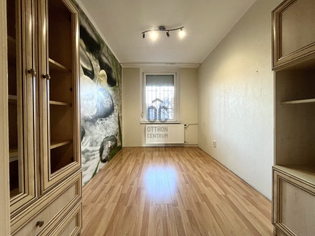 Eladó téglalakás, X. kerületben, Kőrösi Csoma Sándor úton