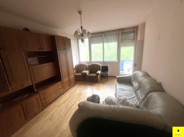 Eladó téglalakás, Szombathelyen 34.9 M Ft, 2 szobás