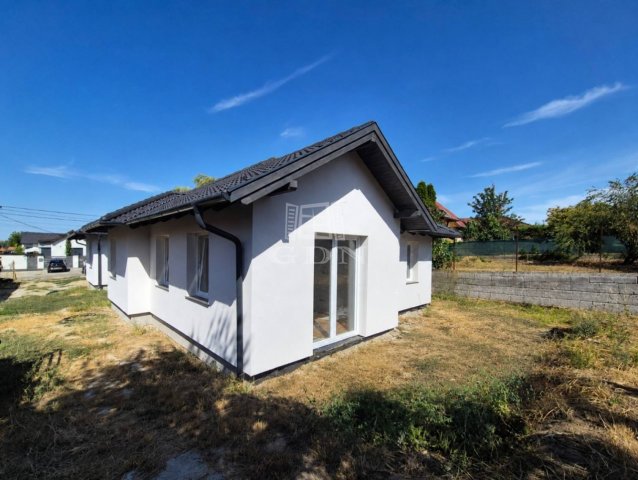 Eladó ikerház, Ecseren 95 M Ft, 3 szobás / költözzbe.hu
